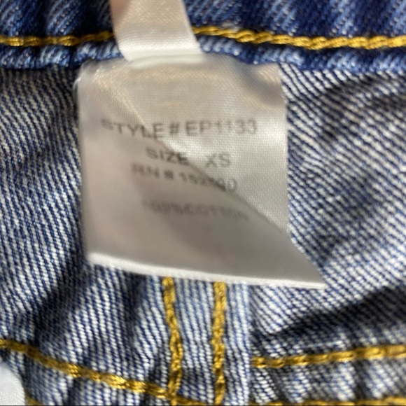 Fashion Nova Blue Ripped Jeans - Picture 4 of 4